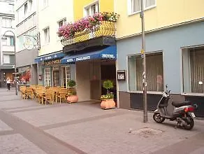 https://hotel-engelbertz.topcolognehotels.com